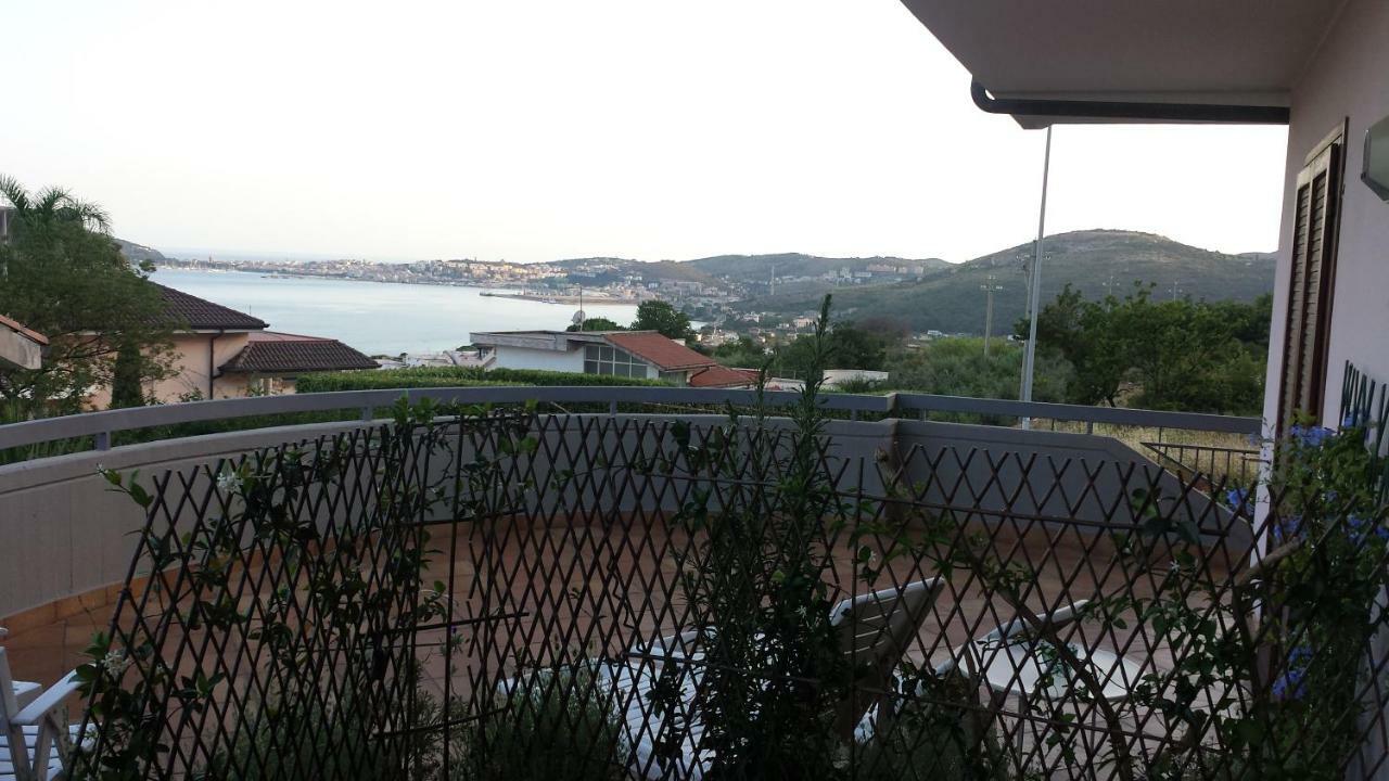 B&B Villa Noemi Formia Bagian luar foto