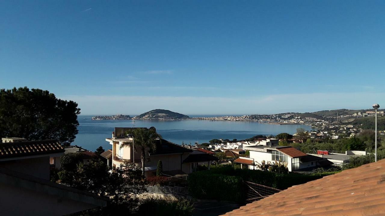 B&B Villa Noemi Formia Bagian luar foto